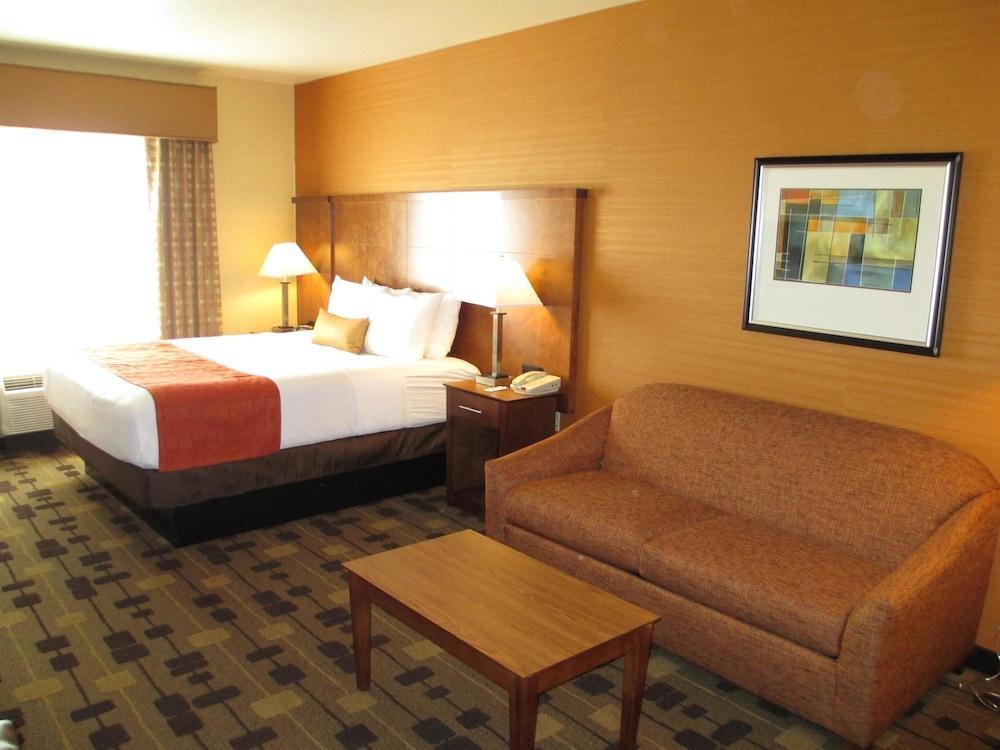 Best Western Plus Delta Inn & Suites Oakley Exterior foto