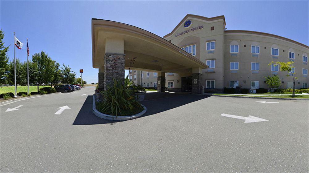 Best Western Plus Delta Inn & Suites Oakley Exterior foto